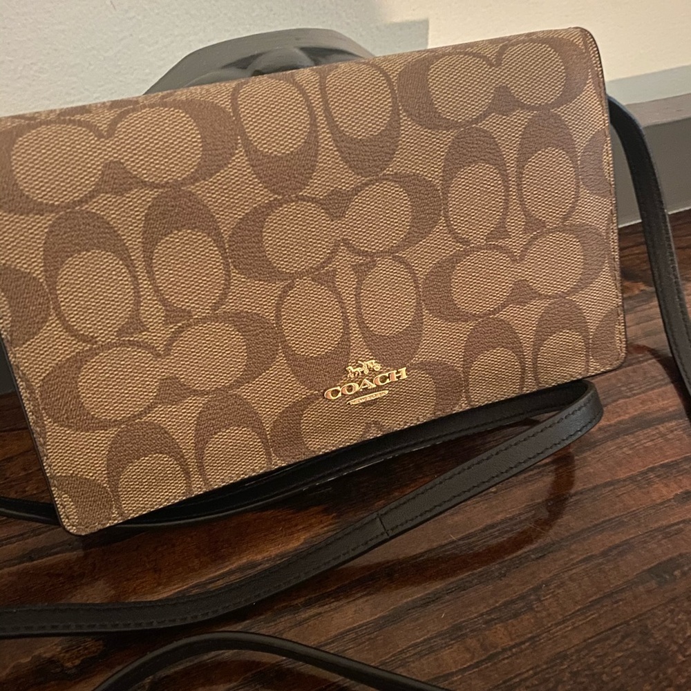 Coach crossbody purse